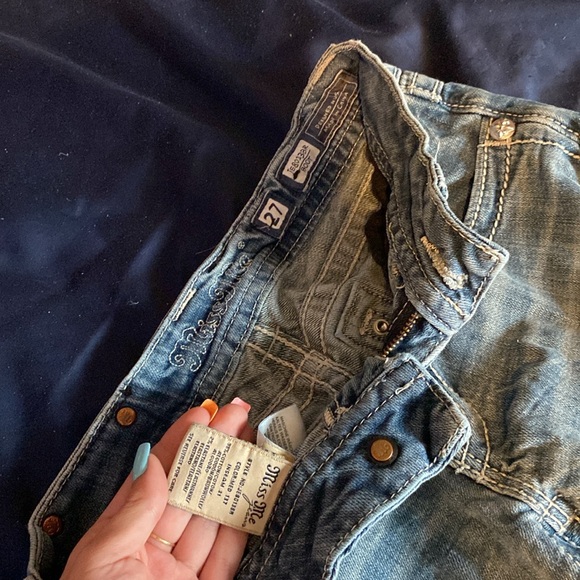 Miss Me Low Waisted boot cut Jeans - Picture 3 of 5